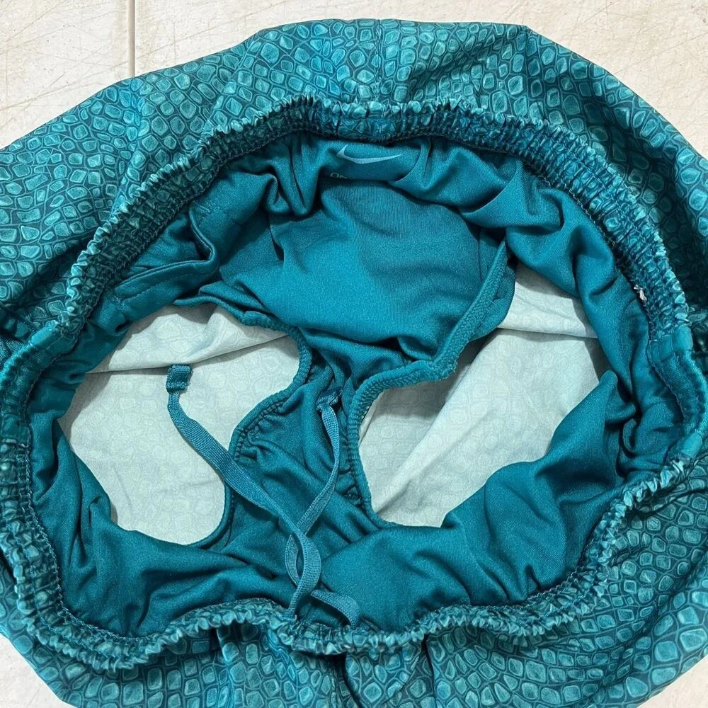 Nike Girls Running Gym Shorts Extra Large Green Alligator‎ Print Lined Dri-fit
